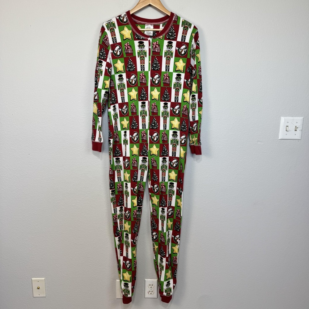 Bucees Pajamas Women's‎ Large Red Green Christmas One-piece Thermal Butt Flap